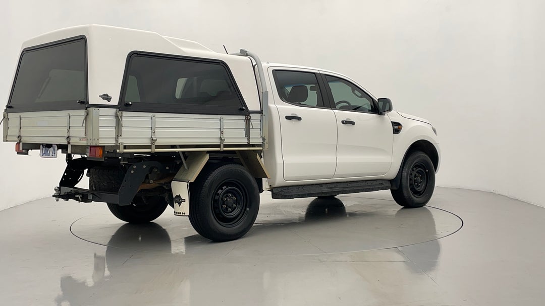 Right Back Diagonal (45- Degree) View