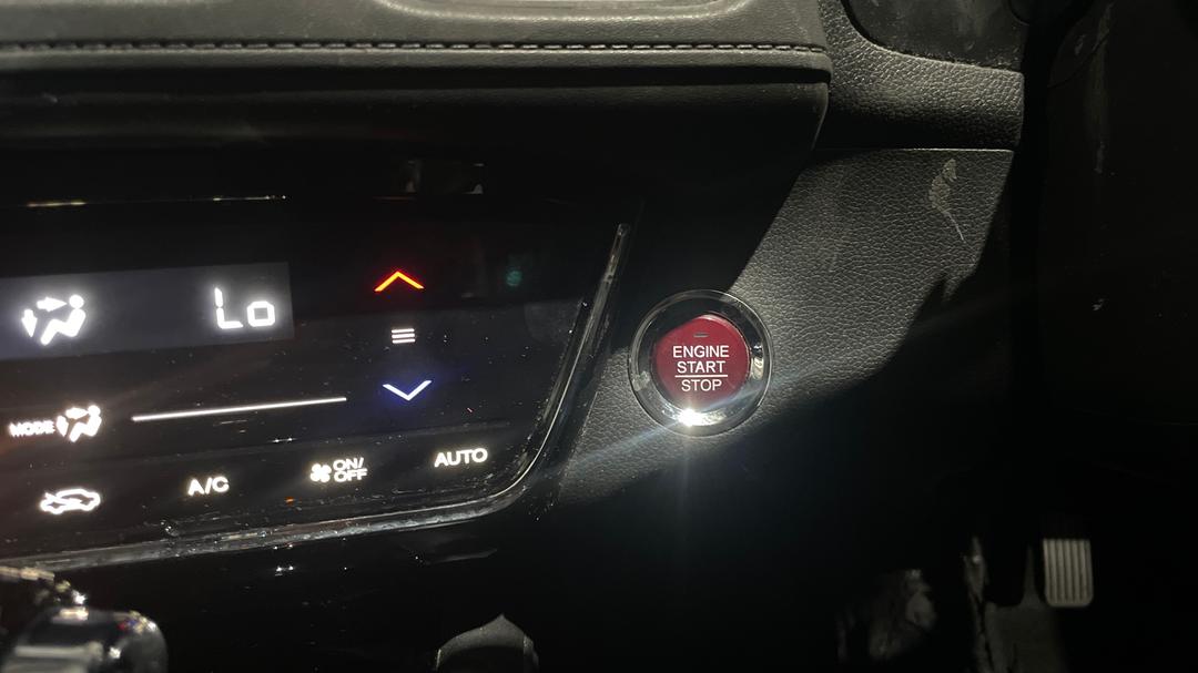 2017 Honda HR-V Vti-s, Automatic, 131546 km, Keyless / Button Start