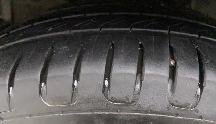 2015 Honda City SV MT PETROL, Petrol, Manual, 76,910 km, Left Front Tyre Tread