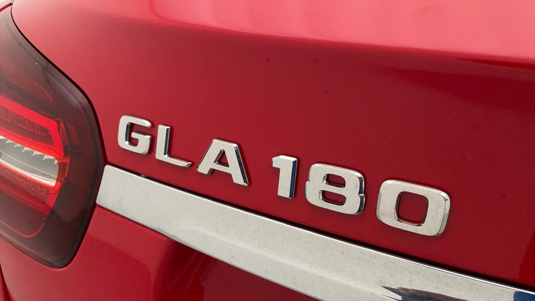 2019 Mercedes-benz GLA 180, Automatic, 64247 km, Badge (Boot Left Side)