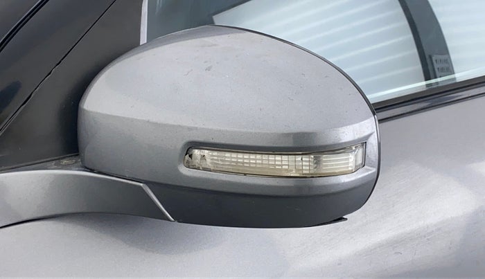 2012 Maruti Swift VXI D, Petrol, Manual, 53,116 km, Left rear-view mirror - Indicator light has minor damage