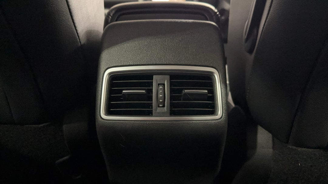 Rear A/C Vent