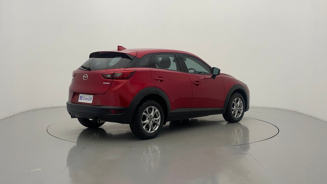 Right Back Diagonal (45- Degree) View