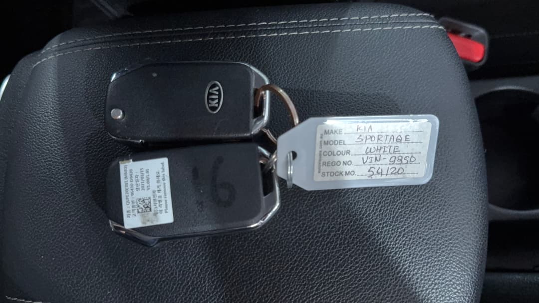 2021 Kia Sportage S (AWD), Automatic, 80054 km, Key Close-up