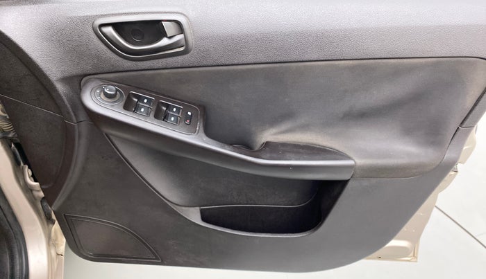 2014 Tata Zest XM RT, Petrol, Manual, 47,710 km, Driver Side Door Panels Control
