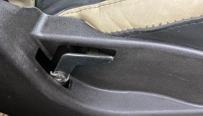2014 Tata Zest XM RT, Petrol, Manual, 47,710 km, Driver seat - Folding lever cover has minor damage