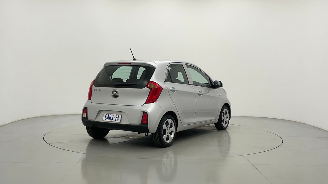 Right Back Diagonal (45- Degree) View