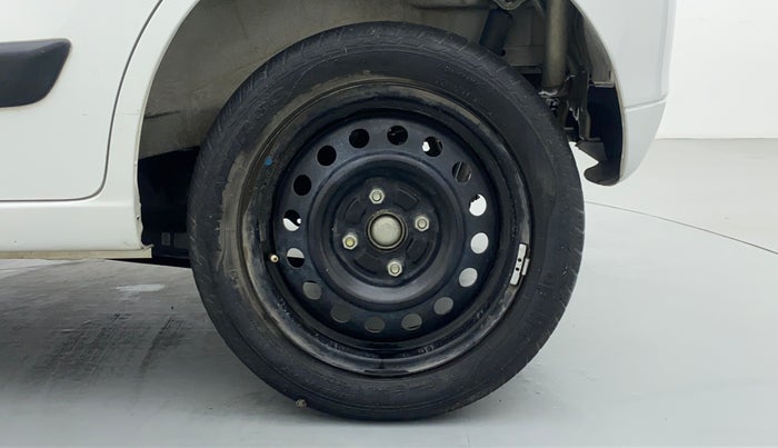 2015 Maruti Wagon R 1.0 VXI, Petrol, Manual, 35,460 km, Left Rear Wheel