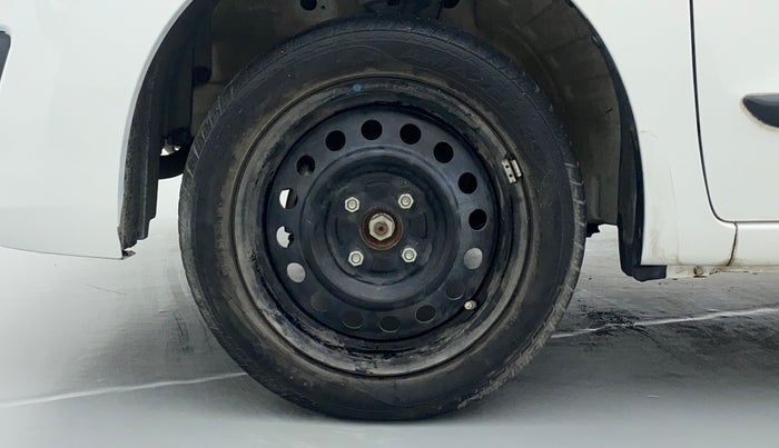 2015 Maruti Wagon R 1.0 VXI, Petrol, Manual, 35,460 km, Left Front Wheel
