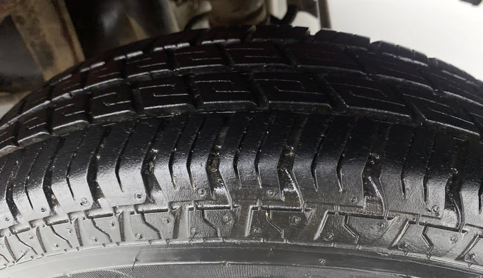2018 Maruti Alto 800 LXI, Petrol, Manual, 44,607 km, Left Rear Tyre Tread