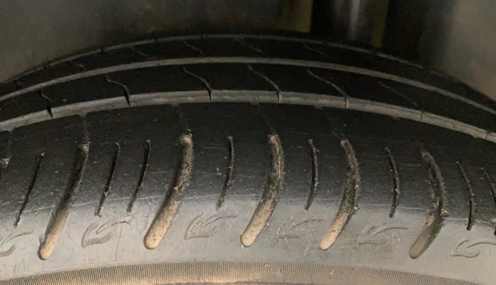 2018 Maruti Ciaz ALPHA DIESEL 1.3, Diesel, Manual, 99,927 km, Left Rear Tyre Tread