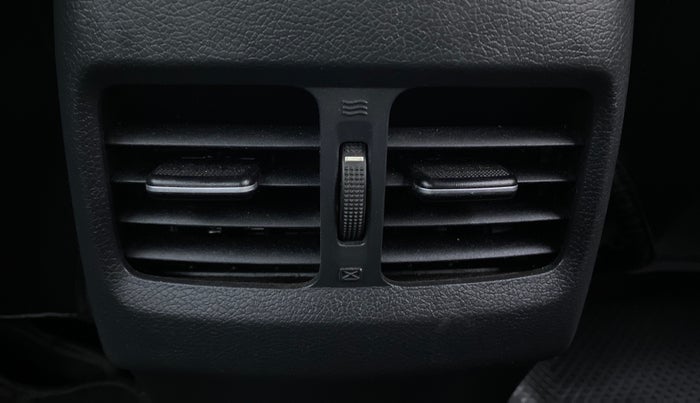2015 Hyundai New Elantra S 1.6 MT, Diesel, Manual, 44,422 km, Rear AC Vents