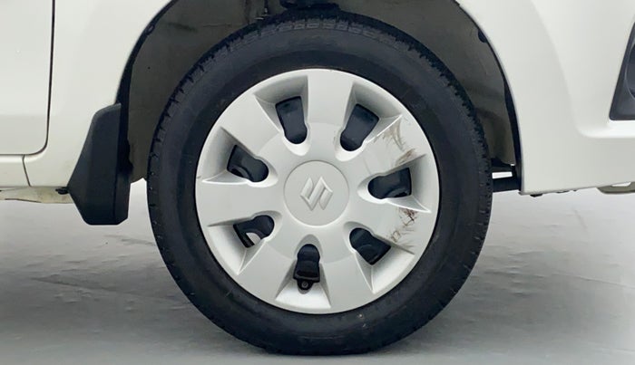 2017 Maruti Alto K10 VXI P, Petrol, Manual, 17,812 km, Right Front Wheel