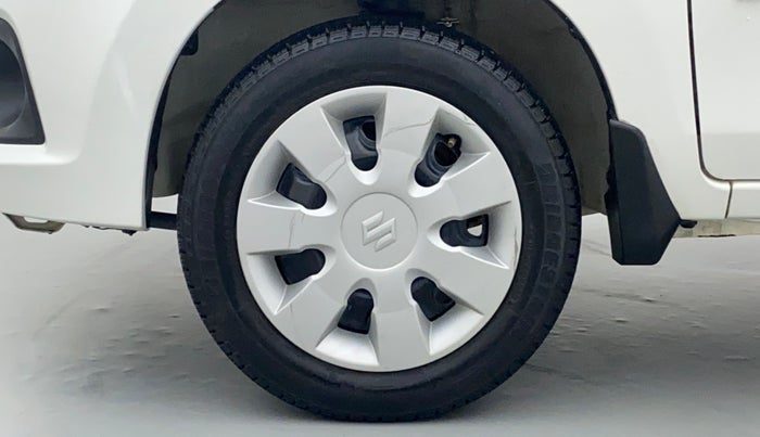 2017 Maruti Alto K10 VXI P, Petrol, Manual, 17,812 km, Left Front Wheel
