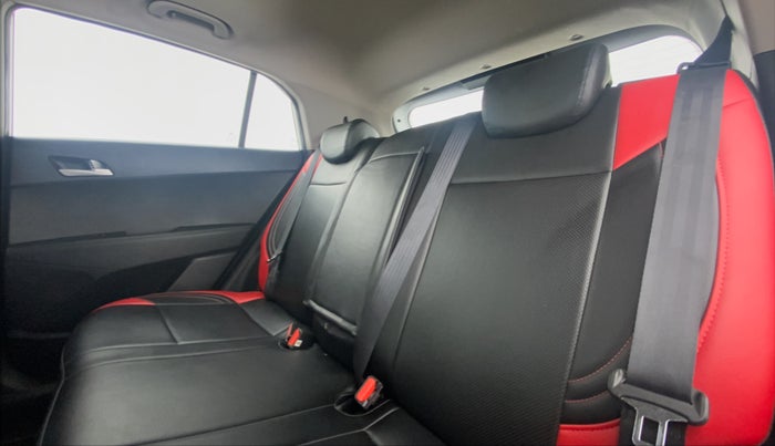 2018 Hyundai Creta 1.6 VTVT SX AUTO, Petrol, Automatic, 26,571 km, Right Side Rear Door Cabin