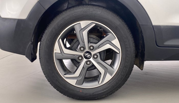 2018 Hyundai Creta 1.6 VTVT SX AUTO, Petrol, Automatic, 26,571 km, Right Rear Wheel