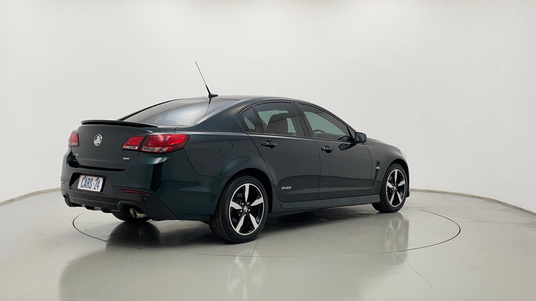 Right Back Diagonal (45- Degree) View