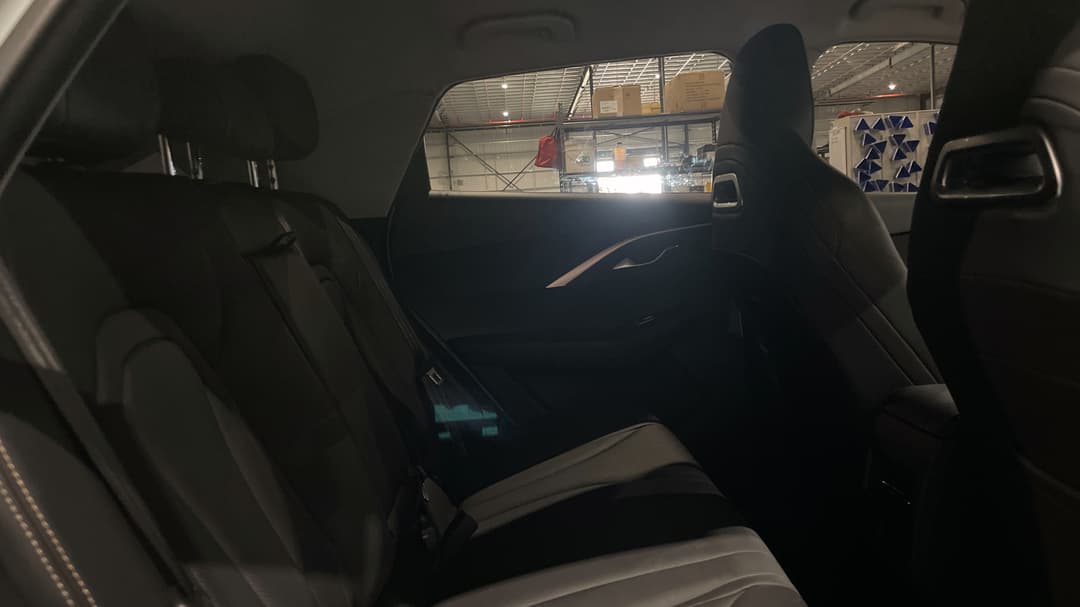 2023 Chery Omoda 5 Bx (basic Version), Automatic, 30905 km, Right Side Rear Door Cabin View