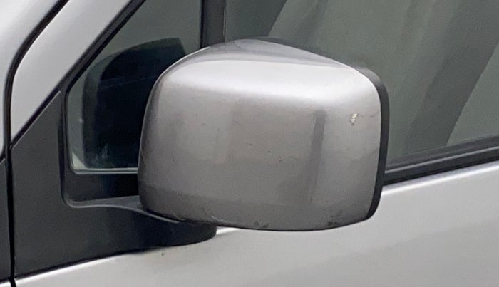 2015 Maruti Wagon R 1.0 VXI, Petrol, Manual, 64,709 km, Left rear-view mirror - Mirror movement not proper