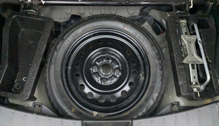 2015 Maruti Wagon R 1.0 VXI, Petrol, Manual, 64,709 km, Spare Tyre