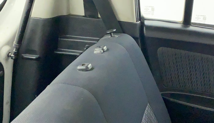 2013 Maruti Wagon R Stingray LXI, Petrol, Manual, 89,473 km, Second-row left seat - Headrest missing