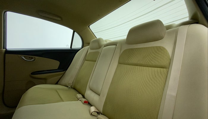 2015 Honda Amaze 1.2L I-VTEC VX AT, Petrol, Automatic, 37,372 km, Right Side Rear Door Cabin