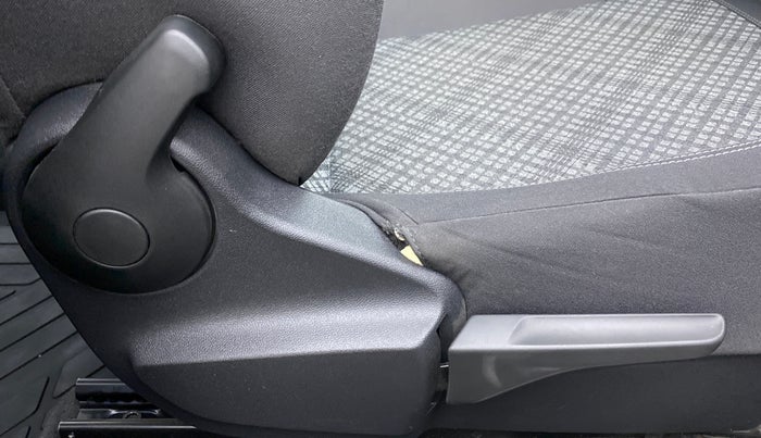 2022 Volkswagen TAIGUN HIGHLINE 1.0 TSI AT, Petrol, Automatic, 6,856 km, Driver Side Adjustment Panel