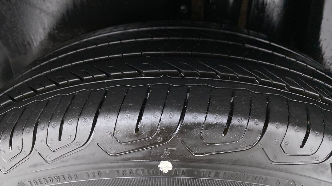 Left Rear Tyre Tread