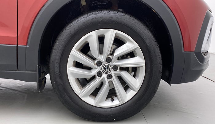 2022 Volkswagen TAIGUN HIGHLINE 1.0 TSI AT, Petrol, Automatic, 6,856 km, Right Front Wheel