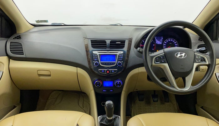 2014 Hyundai Verna FLUIDIC 1.6 CRDI EX, Diesel, Manual, 1,00,258 km, Dashboard