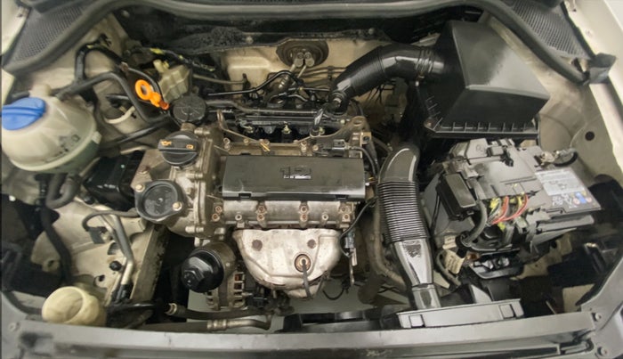 2013 Volkswagen Polo HIGHLINE1.2L, Petrol, Manual, 55,078 km, Open Bonet