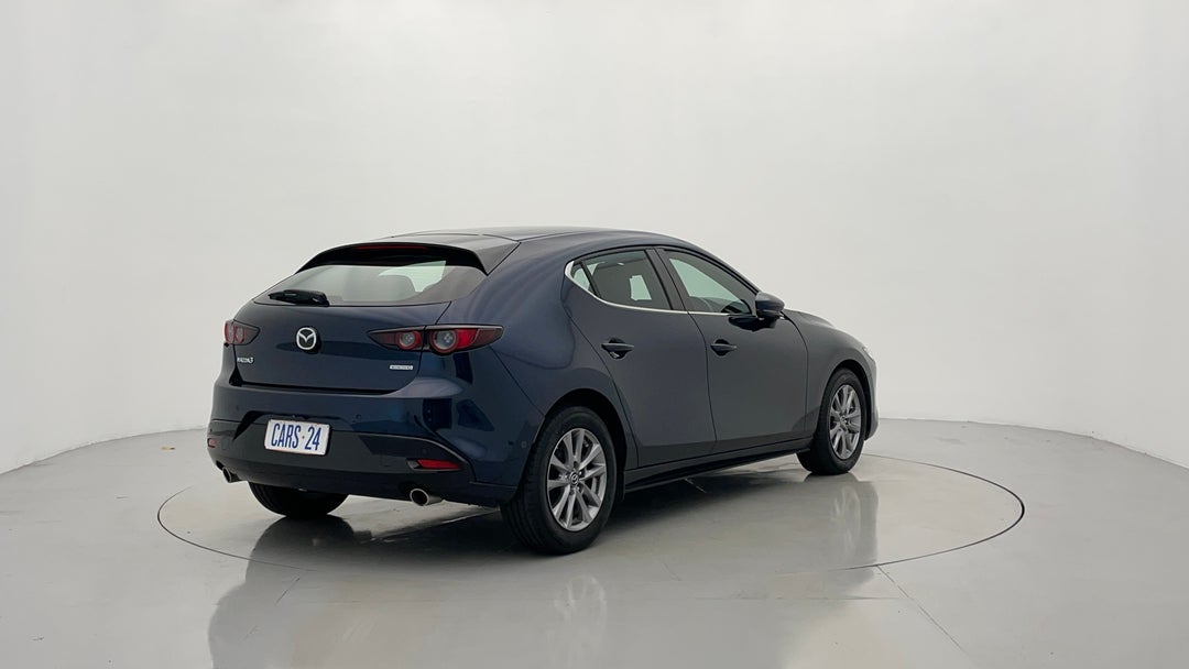 Right Back Diagonal (45- Degree) View