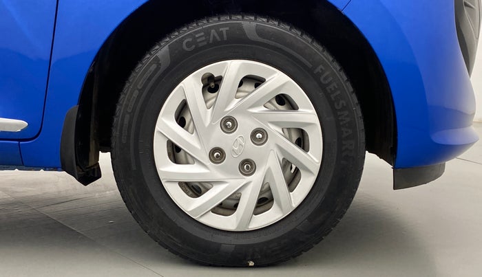 2019 Hyundai NEW SANTRO 1.1 MAGNA MT, Petrol, Manual, 30,844 km, Right Front Wheel
