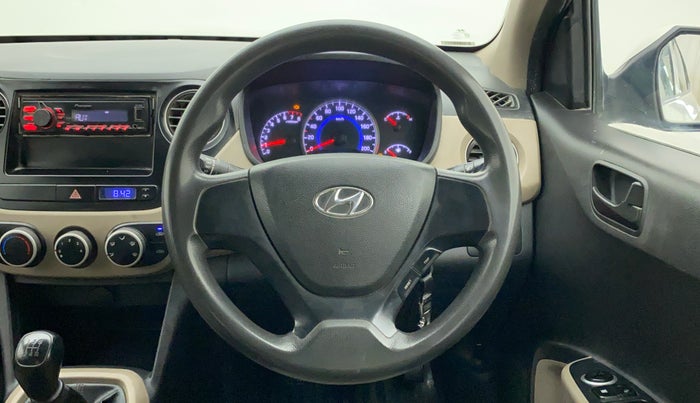 2016 Hyundai Grand i10 MAGNA 1.2 KAPPA VTVT, CNG, Manual, 94,950 km, Steering Wheel Close Up
