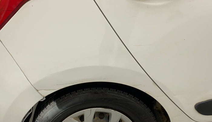 2016 Hyundai Grand i10 MAGNA 1.2 KAPPA VTVT, CNG, Manual, 94,950 km, Right quarter panel - Minor scratches