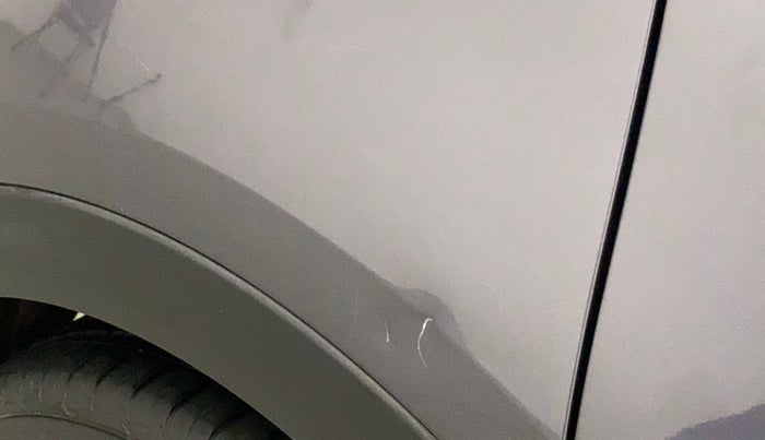 2017 Hyundai Creta SX PLUS AT 1.6 PETROL, Petrol, Automatic, 90,305 km, Right quarter panel - Minor scratches