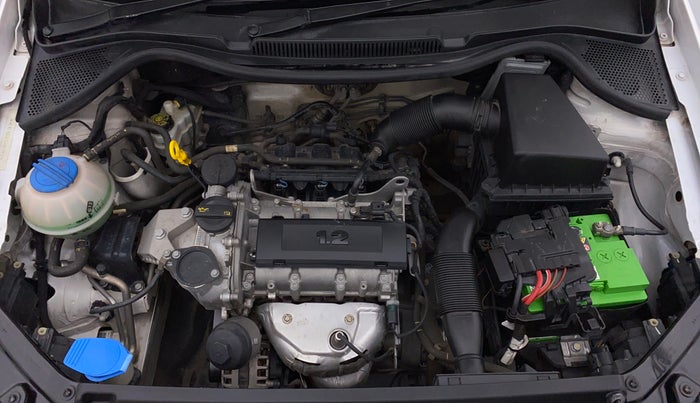 2016 Volkswagen Polo HIGHLINE1.2L PETROL, Petrol, Manual, 58,810 km, Engine Bonet View