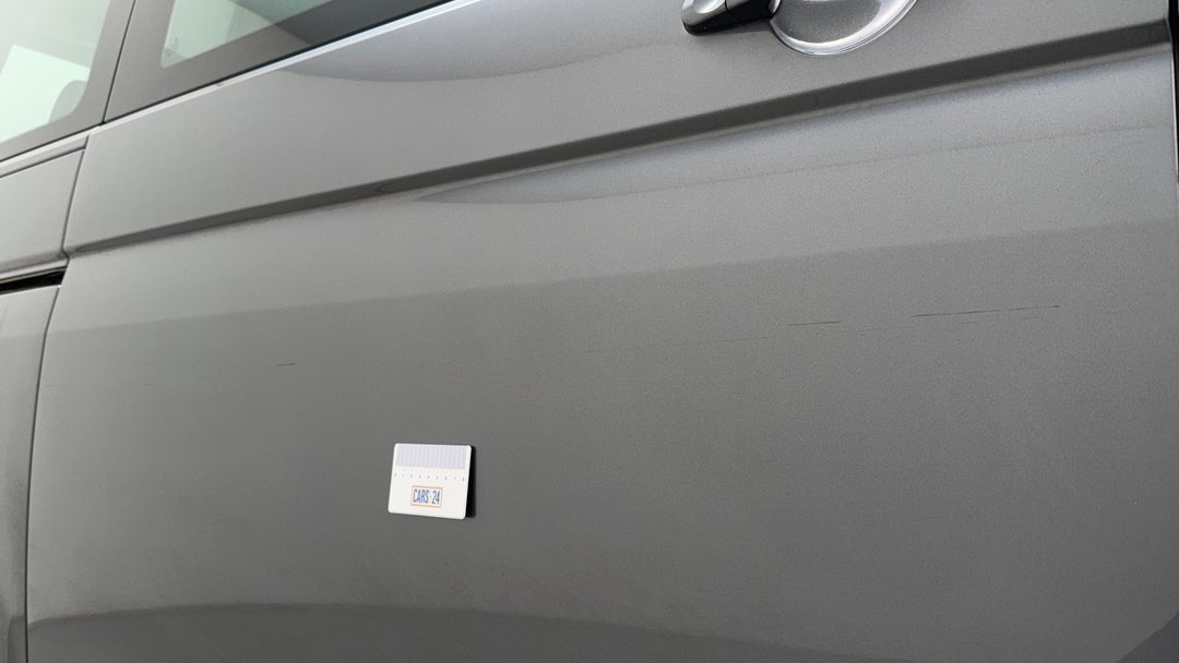 Doors Rear RHS Scratch