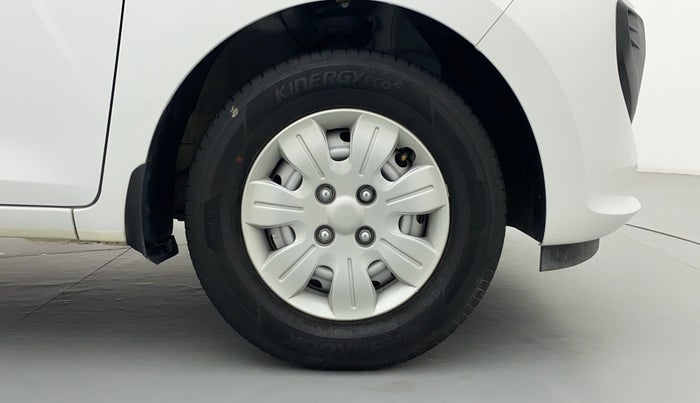 2020 Hyundai NEW SANTRO ERA 1.1, Petrol, Manual, 5,673 km, Right Front Wheel