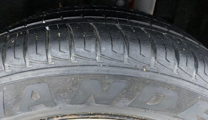2018 Maruti Vitara Brezza VDI, Diesel, Manual, 27,658 km, Left Rear Tyre Tread
