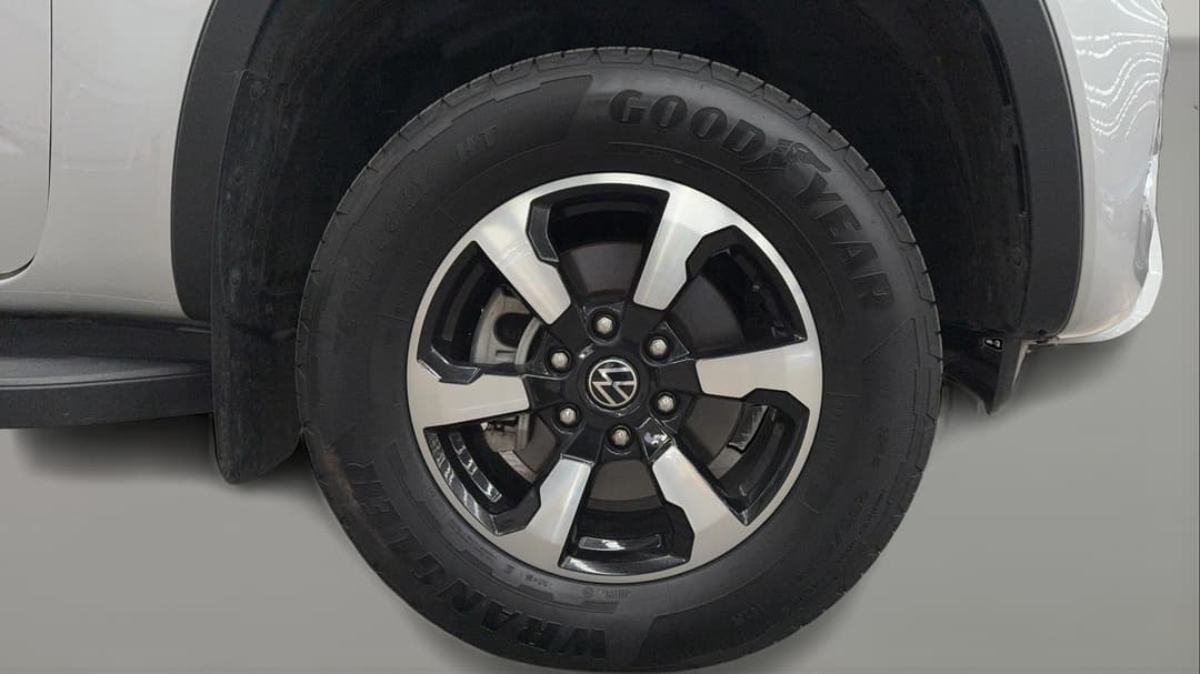 2023 Volkswagen Amarok Life Tdi500 4motion, Automatic, 27695 km, Right Front Wheel