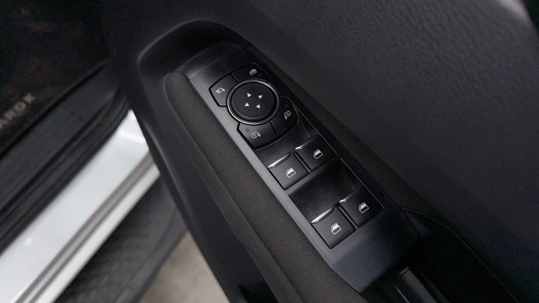 2023 Volkswagen Amarok Life Tdi500 4motion, Automatic, 27695 km, Drivers Side Door Panel Controls
