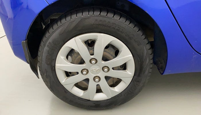 2014 Hyundai Eon MAGNA +, Petrol, Manual, 27,949 km, Right Rear Wheel