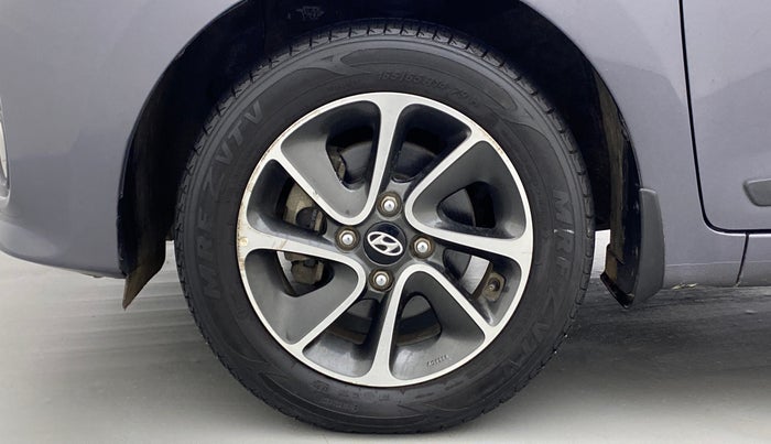 2017 Hyundai Grand i10 SPORTZ (O) 1.2 AT VTVT, Petrol, Automatic, 42,152 km, Left Front Wheel