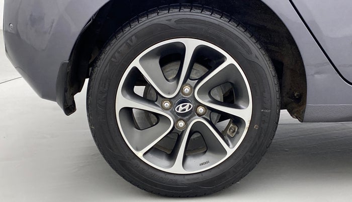 2017 Hyundai Grand i10 SPORTZ (O) 1.2 AT VTVT, Petrol, Automatic, 42,152 km, Right Rear Wheel