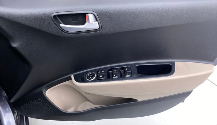 2017 Hyundai Grand i10 SPORTZ (O) 1.2 AT VTVT, Petrol, Automatic, 42,152 km, Driver Side Door Panels Control