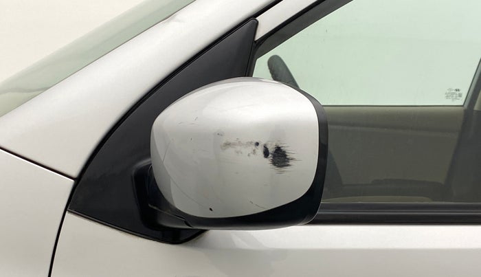 2010 Hyundai i10 SPORTZ 1.2, Petrol, Manual, 35,117 km, Left rear-view mirror - Minor scratches