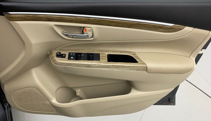 2022 Maruti Ciaz ALPHA 1.5 SHVS PETROL, Petrol, Manual, 12,082 km, Driver Side Door Panels Control