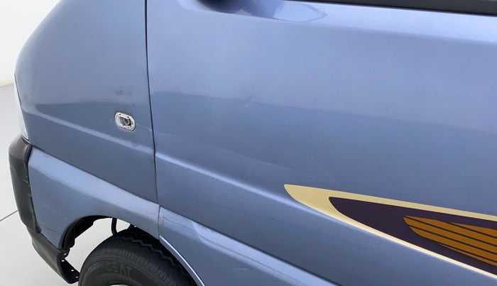 2018 Maruti Eeco 5 STR WITH AC PLUSHTR, Petrol, Manual, 44,680 km, Front passenger door - Slightly dented