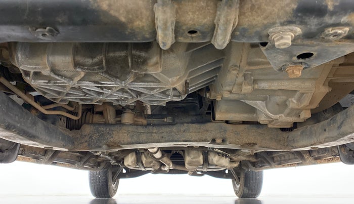 2016 Mahindra XUV500 W6 4X2, Diesel, Manual, 46,515 km, Front Underbody